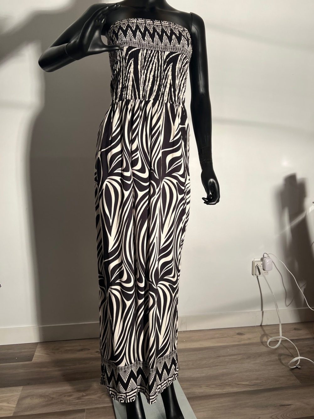NWOT Black & White Strapless jumpsuit. One size